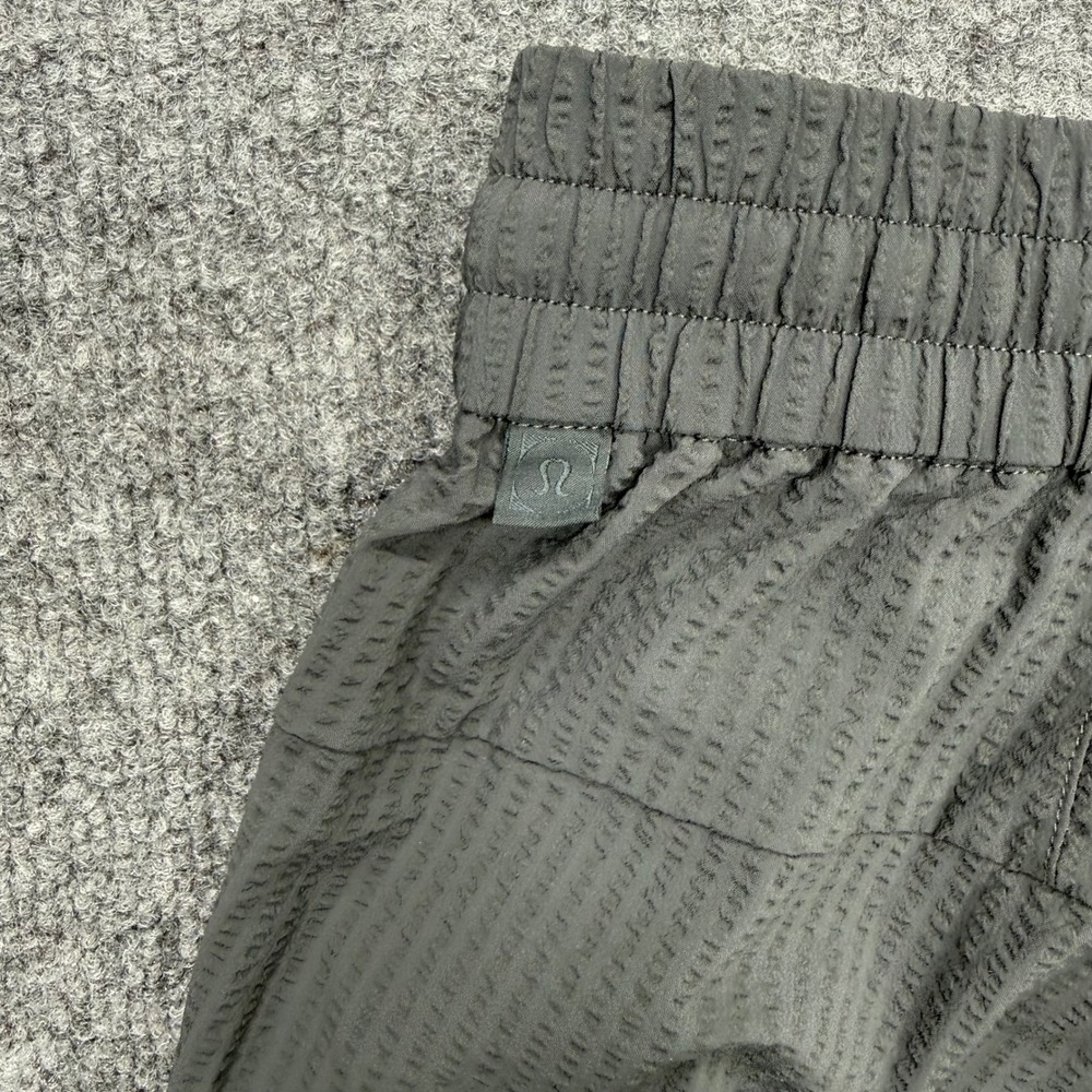 Lululemon Lab Mens Seersucker Jogger Pants Dark Gray Textured Tapered Size L - Picture 8 of 10